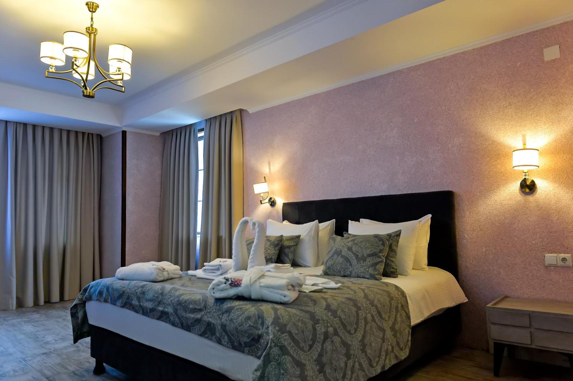 Hotel Magnolia In The City Centre 库塔伊西 外观 照片